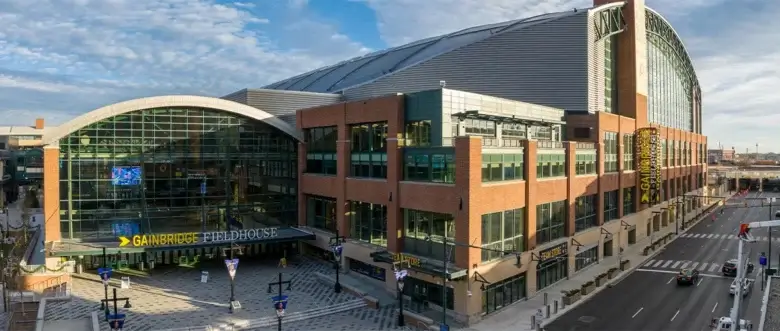 Façade du Gainbridge Fieldhouse à Indianapolis