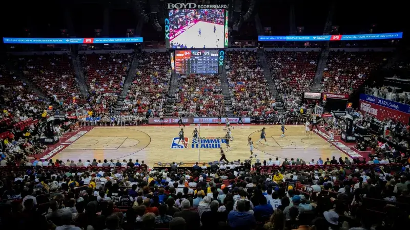 Vista interior del Thomas Mack Center durante un partido NBA Summer League en Las Vegas