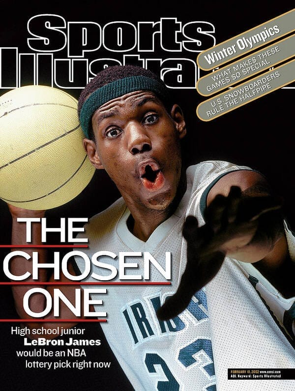 Couverture Sports Illustrated de 2002 montrant LeBron James lycéen sous le titre « The Chosen One »