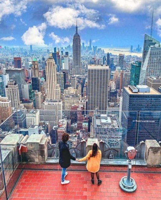 Vue panoramique depuis Top of the Rock avec l’Empire State Building – @takemyhearteverywhere