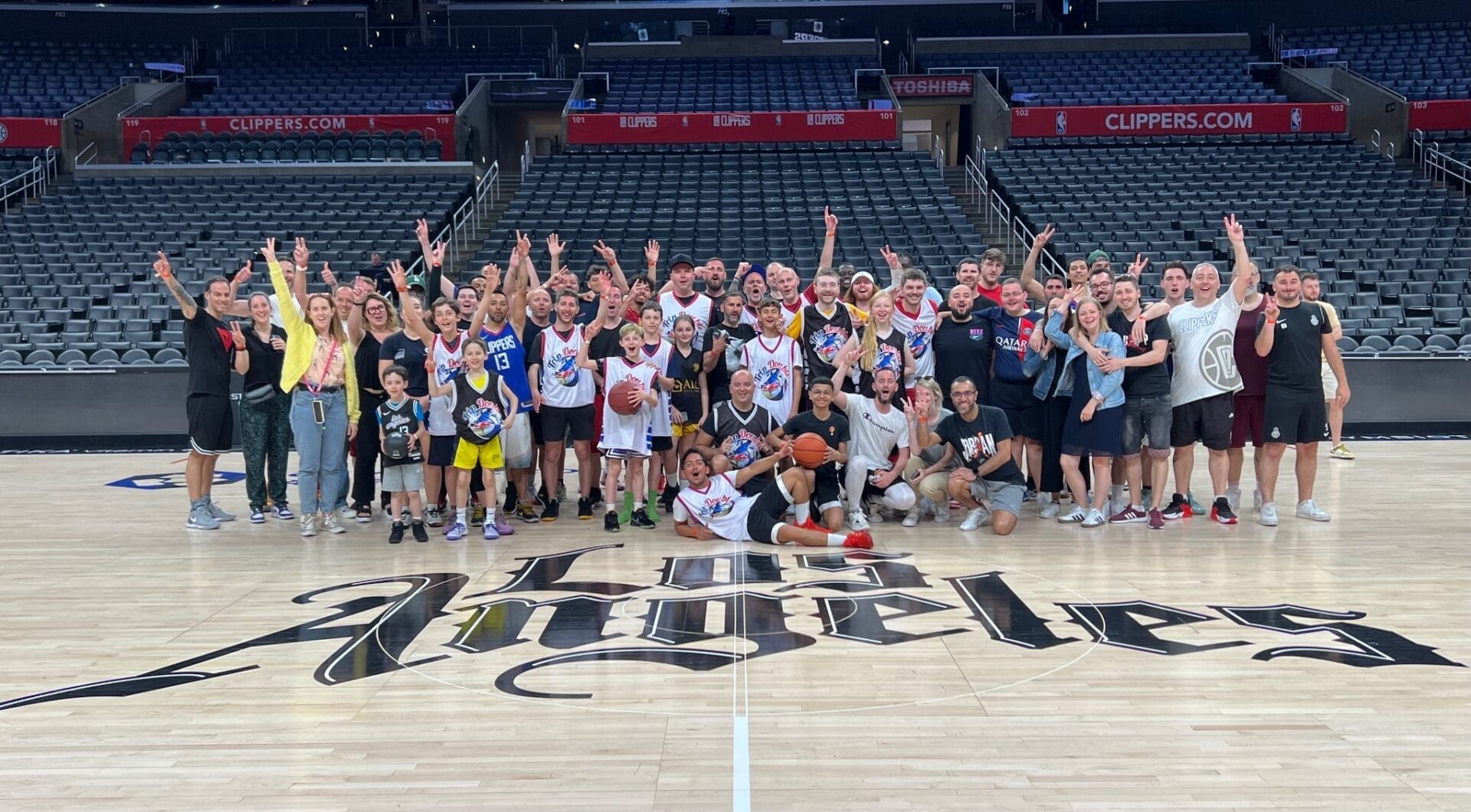 Parquet NBA des Clippers à Los Angeles – Fan Experience avec Trip Double